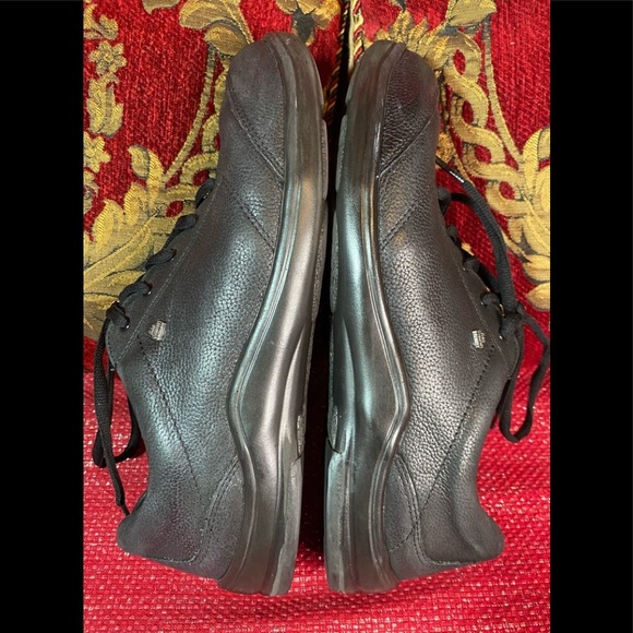 FINN COMFORT lace up leather shoes made in Germany retails $250 woman 42 - Picture 10 of 10